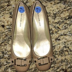 Bandolino Taupe Flats